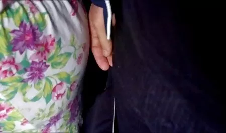 Mature and r18 lesbian lick