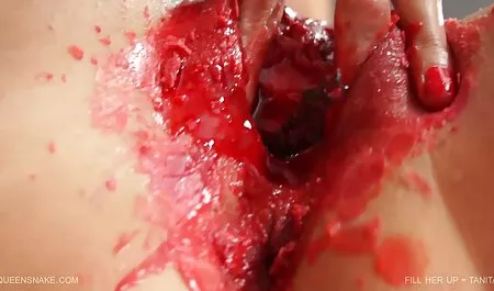 Fucked my step-mom sharinglesbians